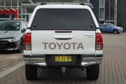 2020 Toyota Hilux SR5