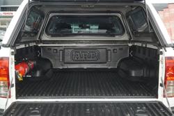 2020 Toyota Hilux SR5