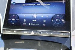 2025 Mercedes-Benz GLC-Class GLC300