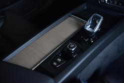 2025 Volvo XC60 Ultra B5 Dark MY26 AWD Onyx Black