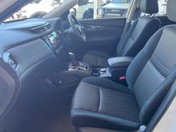 2020 Nissan X-TRAIL TS