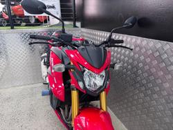 2017 Suzuki GSX-S750 RED