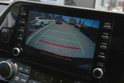 2022 Toyota Kluger GX