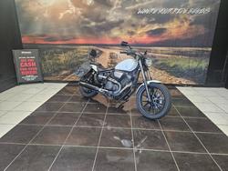 2014 Yamaha BOLT BLUE