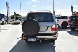 2005 Toyota Landcruiser Sahara