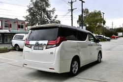 2015 Toyota Alphard Hybrid AYH30W White