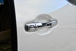 2015 Toyota Alphard Hybrid AYH30W White