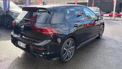 2025 Volkswagen Golf 110TSI R-Line