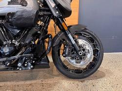 2023 Harley-davidson FLHXSE CVO STREET GLIDE Silver