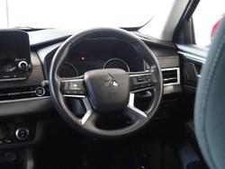 2022 Mitsubishi Outlander ES