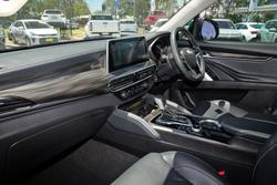 2020 LDV D90 Executive