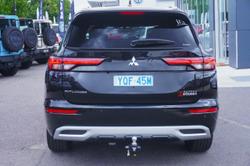 2022 Mitsubishi Outlander Exceed Tourer
