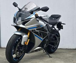 2025 Suzuki GSX-R1000R GSX-R Silver