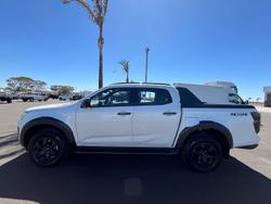 2025 Isuzu D-MAX X-TERRAIN