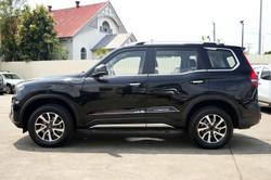 2023 Mahindra Scorpio Z8