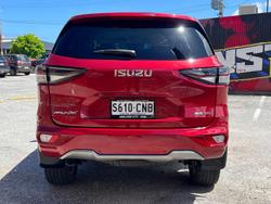 2021 Isuzu MU-X LS-T