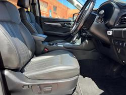 2021 Isuzu MU-X LS-T