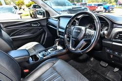 2023 Isuzu MU-X LS-T