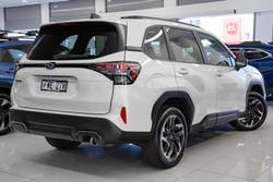 2025 Subaru Forester Touring S6 MY26 AWD Crystal White