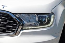 2021 Ford Everest Titanium