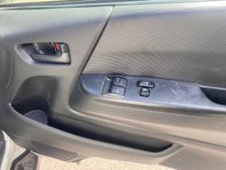 2017 Toyota Hiace Commuter