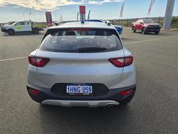 2022 KIA STONIC SPORT Sterling Silver