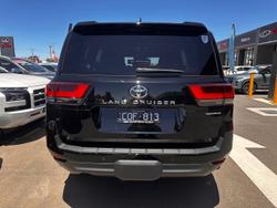 2023 Toyota Landcruiser Sahara