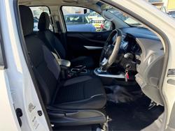 2022 NISSAN NAVARA SL (4x4)