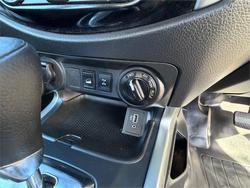 2022 NISSAN NAVARA SL (4x4)