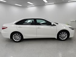2016 Toyota Camry Atara S ASV50R Diamond White
