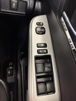 2016 Toyota Camry Atara S ASV50R Diamond White