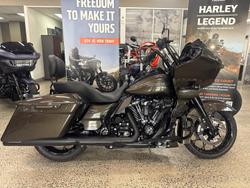 Harley-Davidson Road Glide Special 114 (fltrxs)