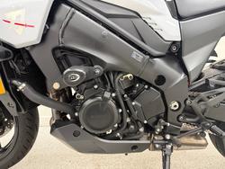 Suzuki 2020 SUZUKI 1000CC GSXS-S1000SRQ Silver