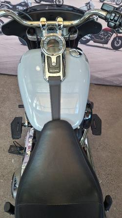 2024 Harley-davidson FLSB SPORT GLIDE (107) BILLIARD GREY