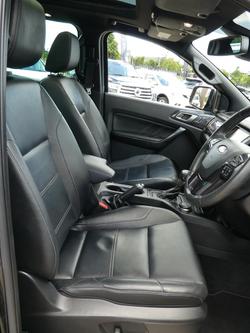 2020 Ford Everest Titanium