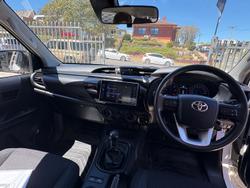 2020 Toyota Hilux SR