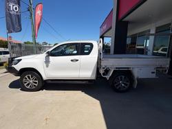2020 Toyota Hilux SR
