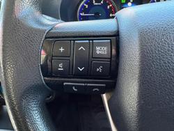 2020 Toyota Hilux SR