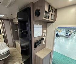 2021 JAYCO SILVERLINE 21.65-3.SL