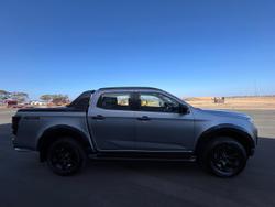 2025 Isuzu D-MAX X-TERRAIN