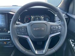 2025 Isuzu D-MAX LS-U