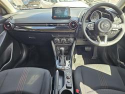 2025 Mazda 2 G15 Evolve