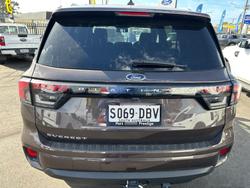 2023 Ford Everest Platinum