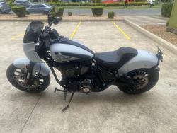 2025 Indian SPORT CHIEF GHOST WHITE METALLIC