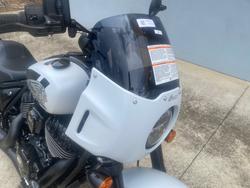 2025 Indian SPORT CHIEF GHOST WHITE METALLIC