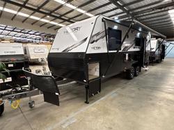 2025 VICTORY CARAVANS Trophy