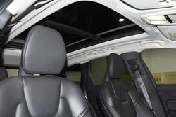 2023 Volvo XC60 Ultimate B5 Bright