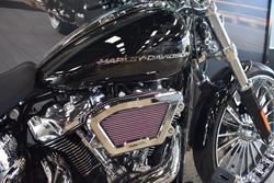 2025 Harley-davidson FXBR BREAKOUT (117) VIVID BLACK