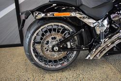 2025 Harley-davidson FXBR BREAKOUT (117) VIVID BLACK