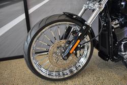 2025 Harley-davidson FXBR BREAKOUT (117) VIVID BLACK